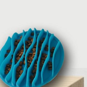slow feeder dog bowl with maze pattern design
